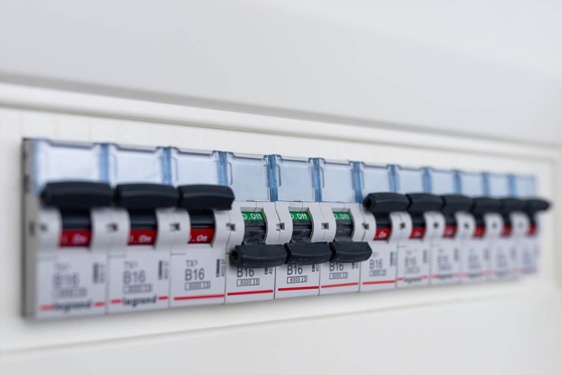 Remplacement et mise aux normes de tableaux électriques